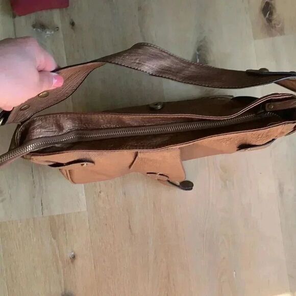 Valentino by Serendipity Valentino Bronze purse - Picture 5 of 7